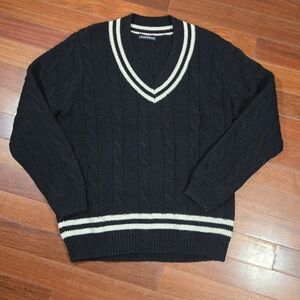 Brandy Melville Wool Midnight Blue and White V-Neck Sweater